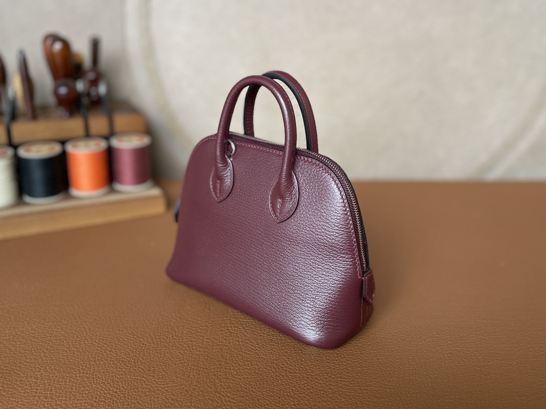 Hermès（爱马仕）Mini Bolide Chevre 山羊皮 ck57 波尔多酒红 银扣 19cm