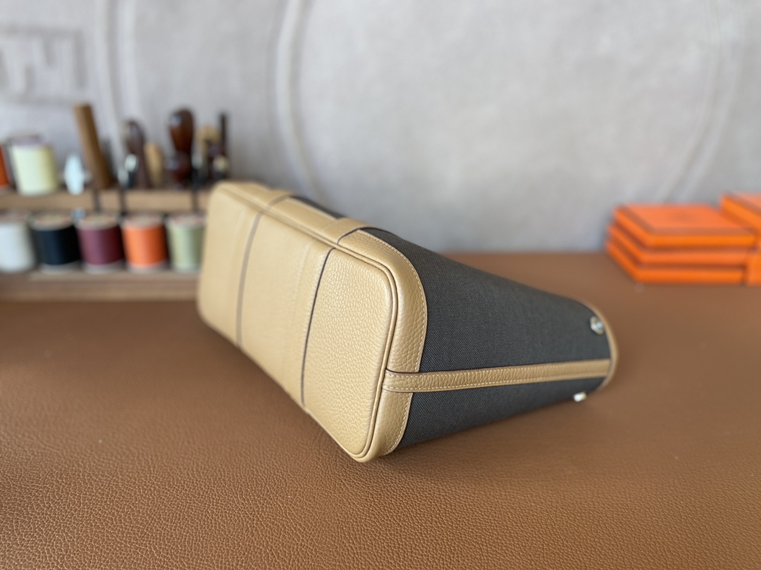 Hermès（爱马仕）Garden Party 花园包 TC 拼 帆布 饼干色 拼 军绿色 银扣 30cm