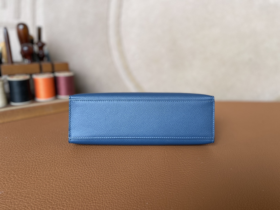 Hermès（爱马仕）Mini Kelly pochette epsom S4 深邃蓝 金扣 22cm
