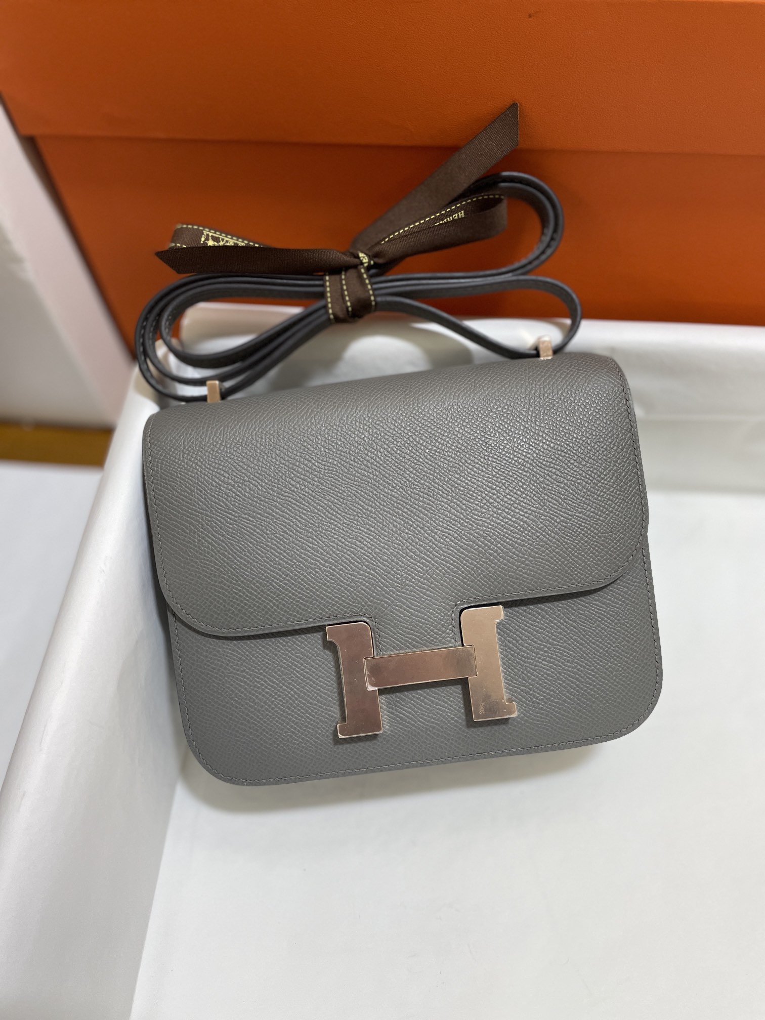 Hermès（爱马仕）Constance 康斯坦斯 Epsom 积雨云灰 玫瑰金扣 19cm