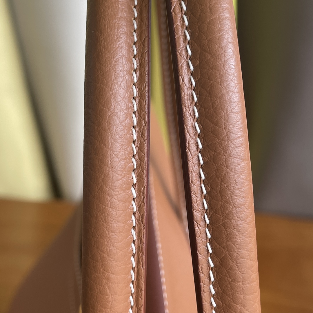 Hermès（爱马仕）Birkin 铂金包 Togo 金棕色 金扣 40cm