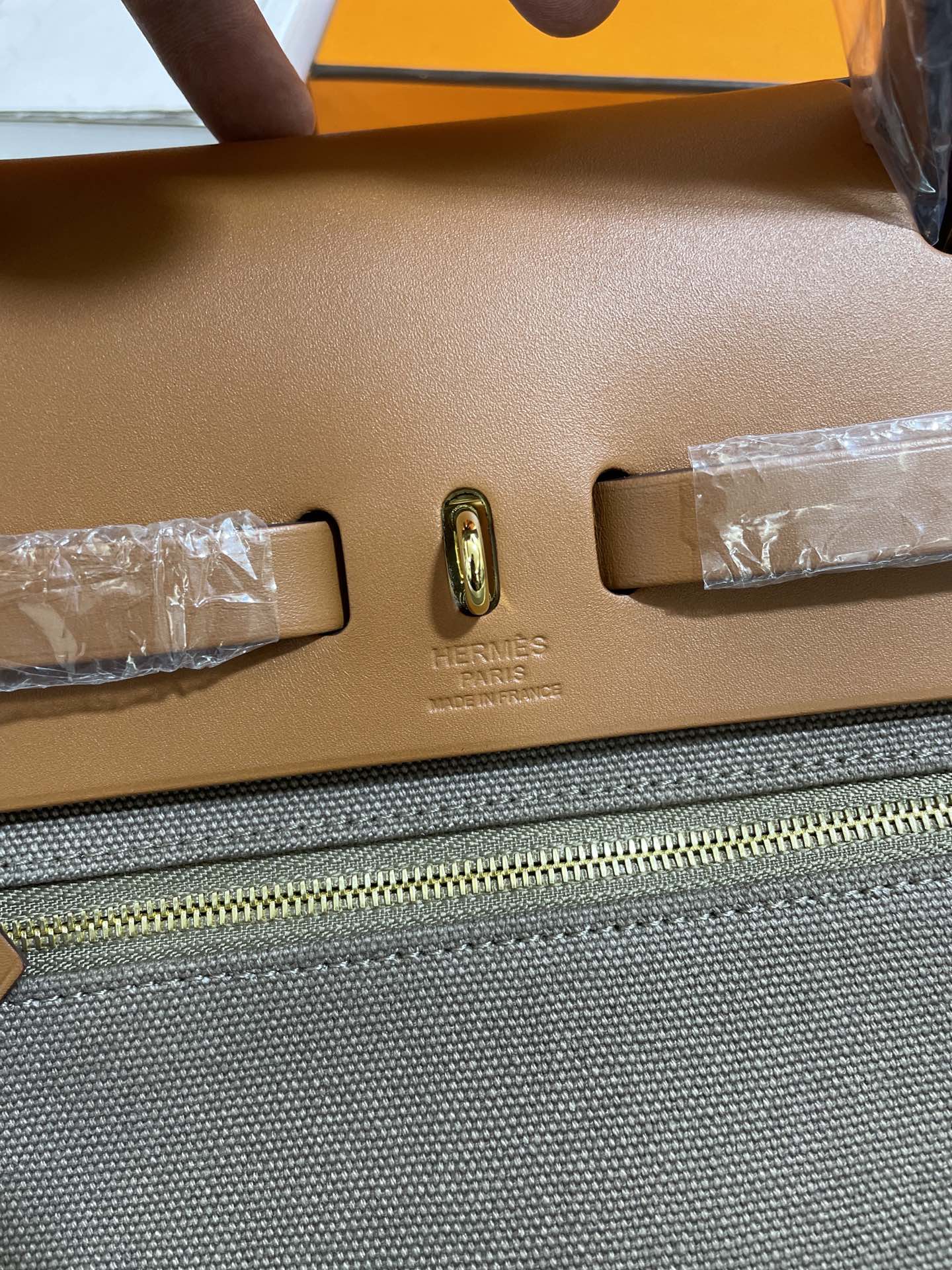 Hermès（爱马仕）Herbag Box 拼 帆布 金棕色 拼 大象灰 内缝 金扣 31cm