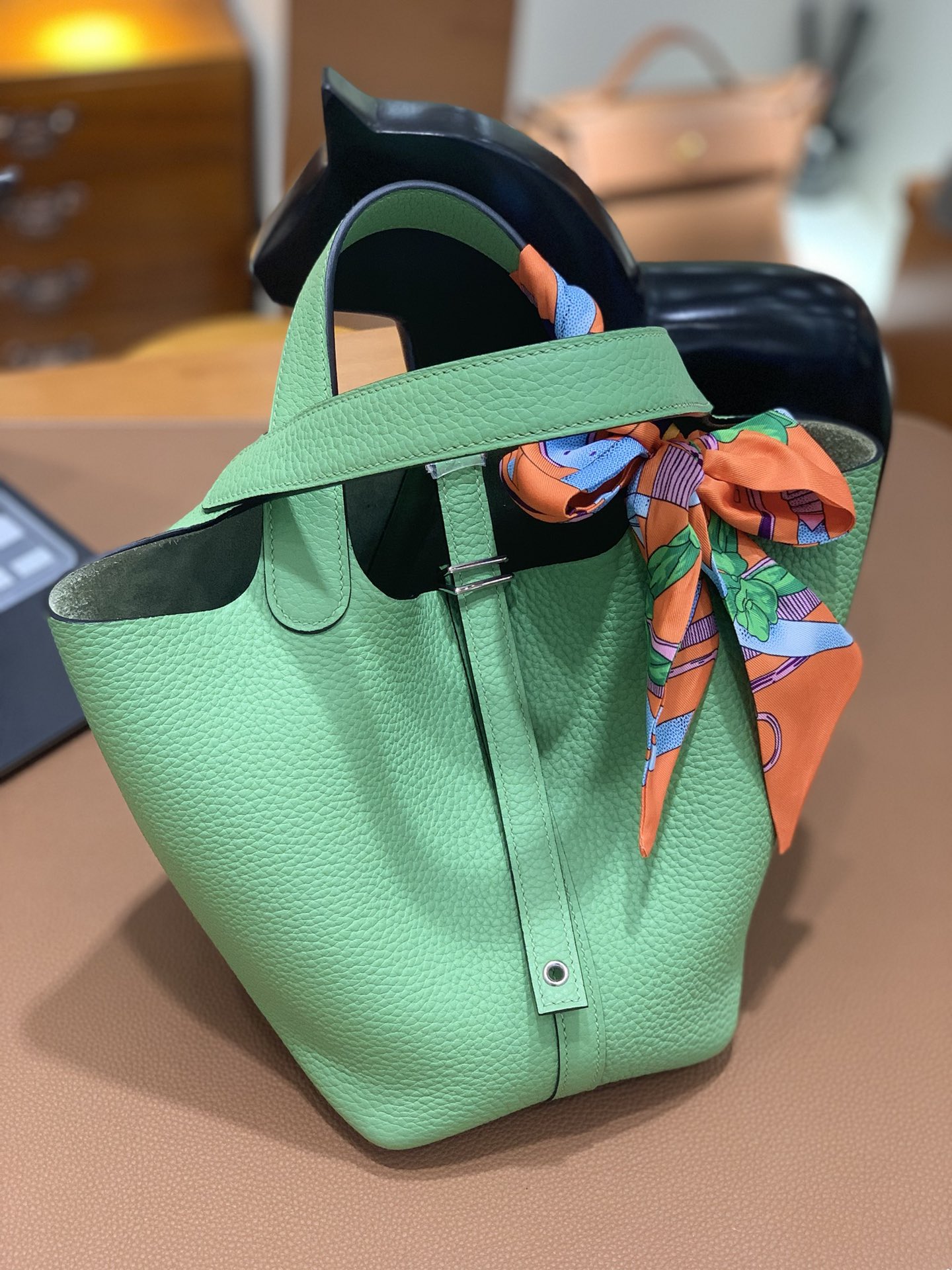 Hermès（爱马仕）Picotin 菜篮子 TC 3i 牛油果绿 银扣 18cm