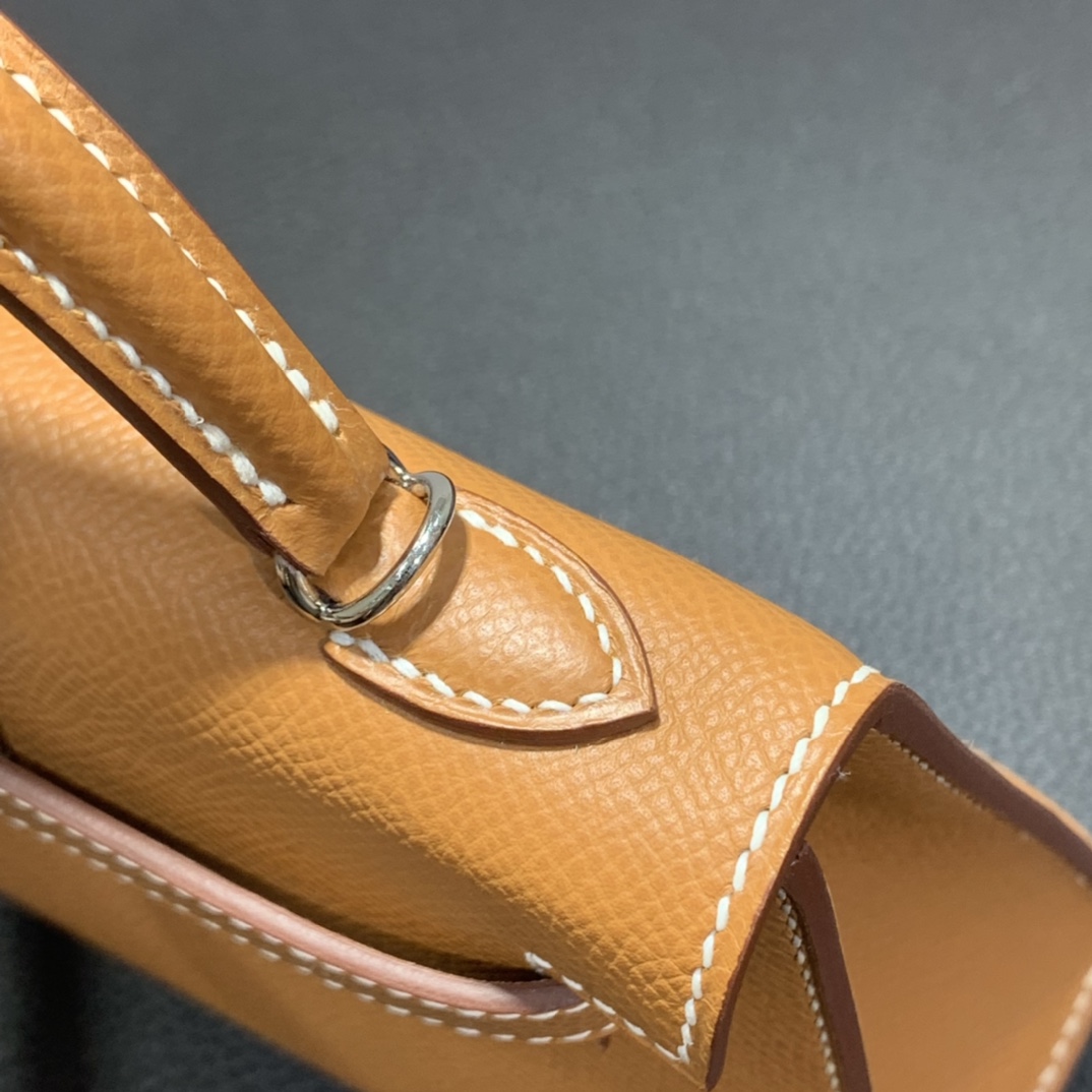 Hermès（爱马仕）mini Kelly 迷你凯莉 Epsom 金棕色 银扣 19cm