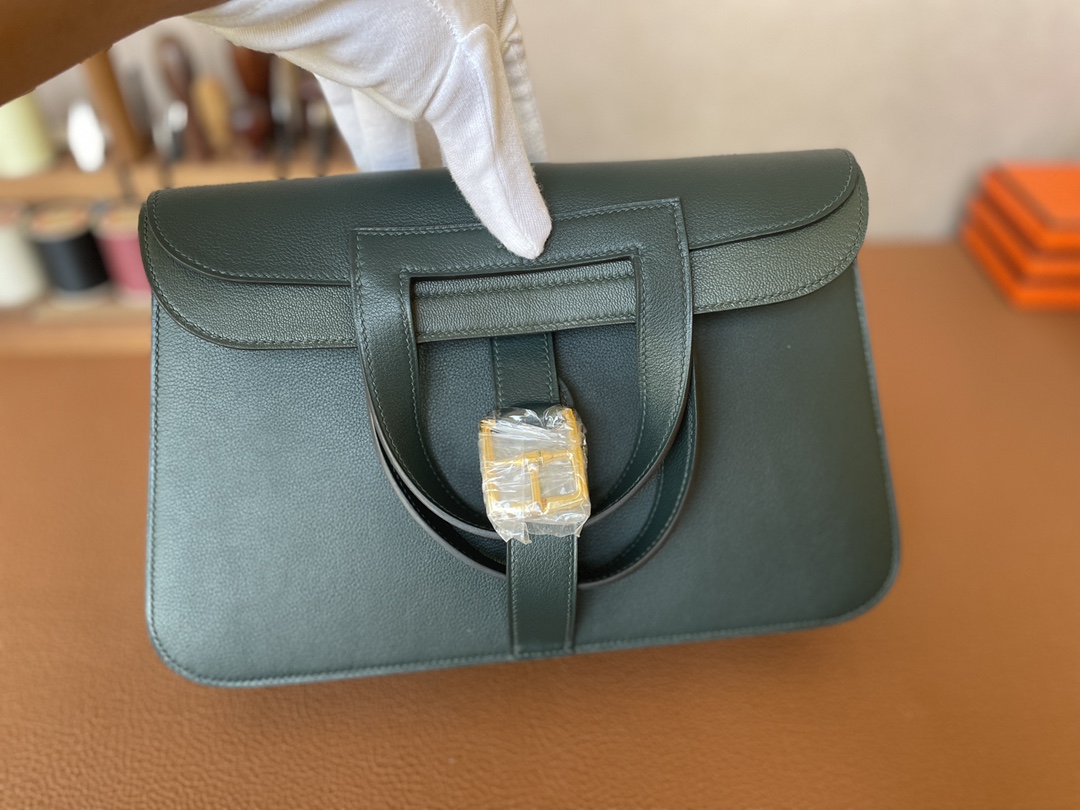Hermès（爱马仕）Halzan evercolor 6o 松柏绿 金扣 31cm