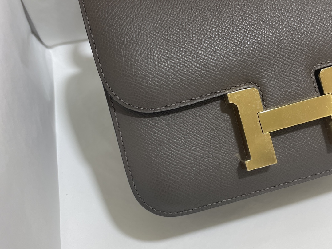 Hermès（爱马仕）Constance 康康 epsom 锡器灰 金扣 19cm