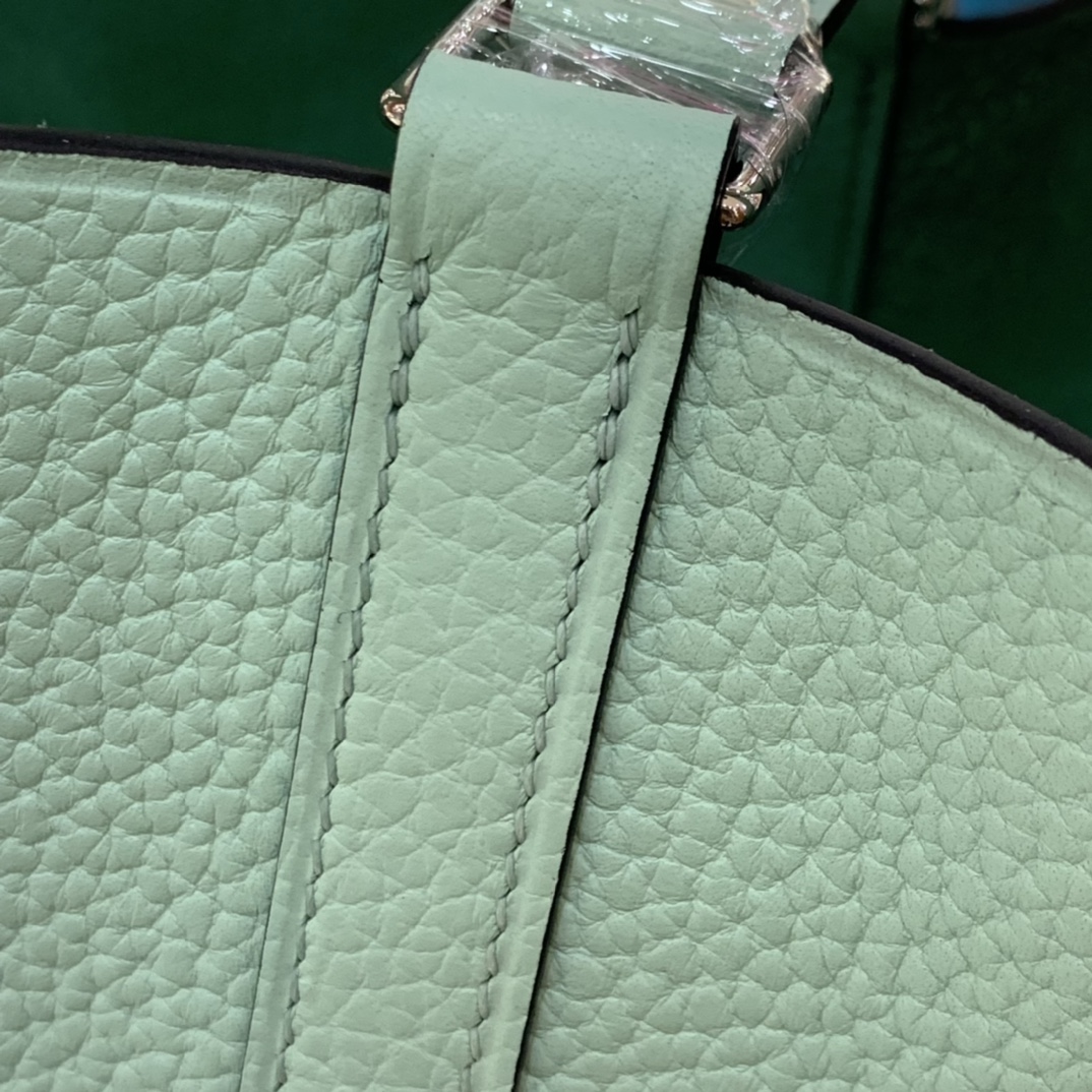 Hermès（爱马仕）Picotin 菜篮子 TC 3i 牛油果绿 银扣 18cm