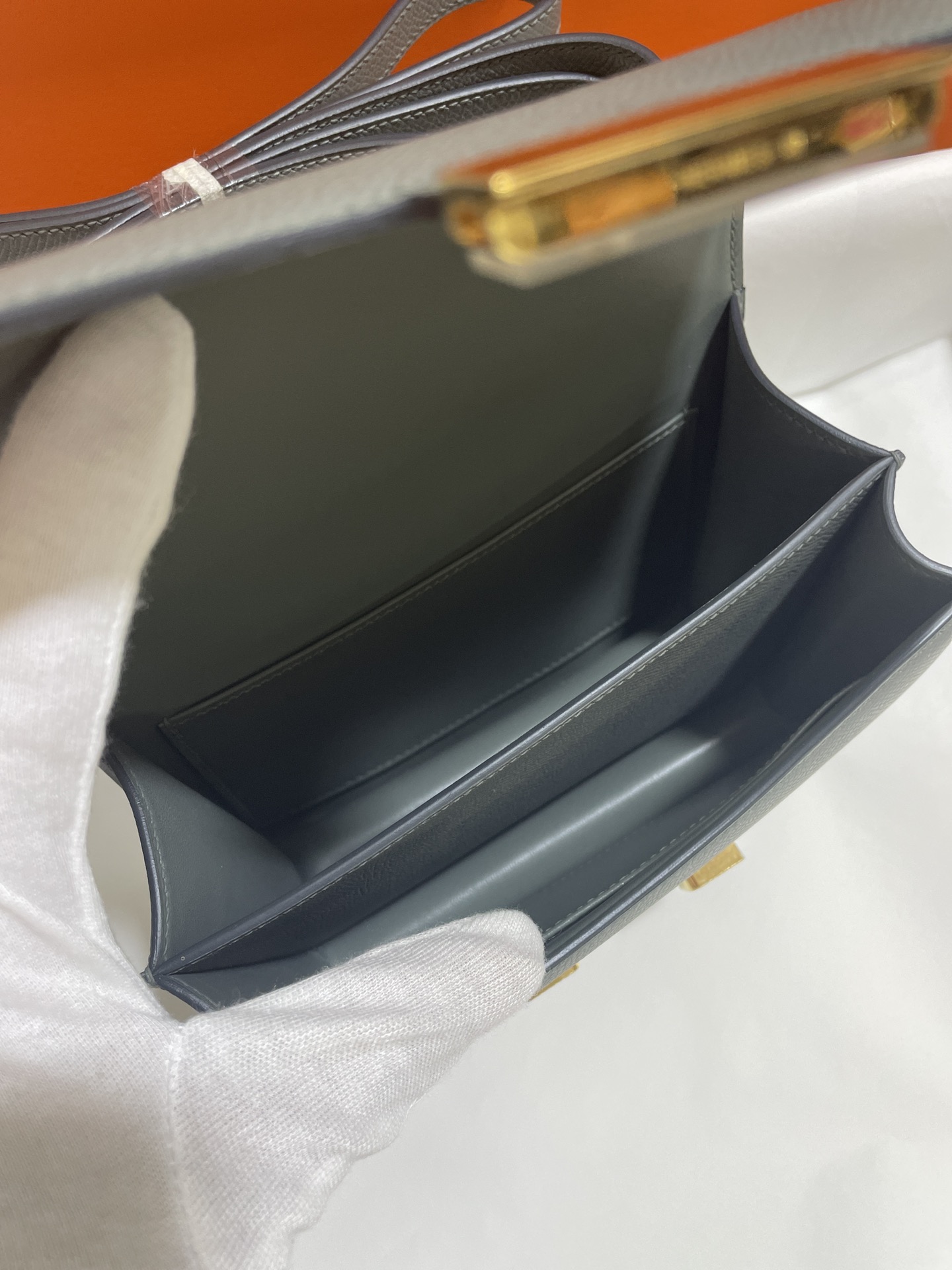Hermès（爱马仕）Constance 康康 epsom 杏仁绿 金扣 19cm