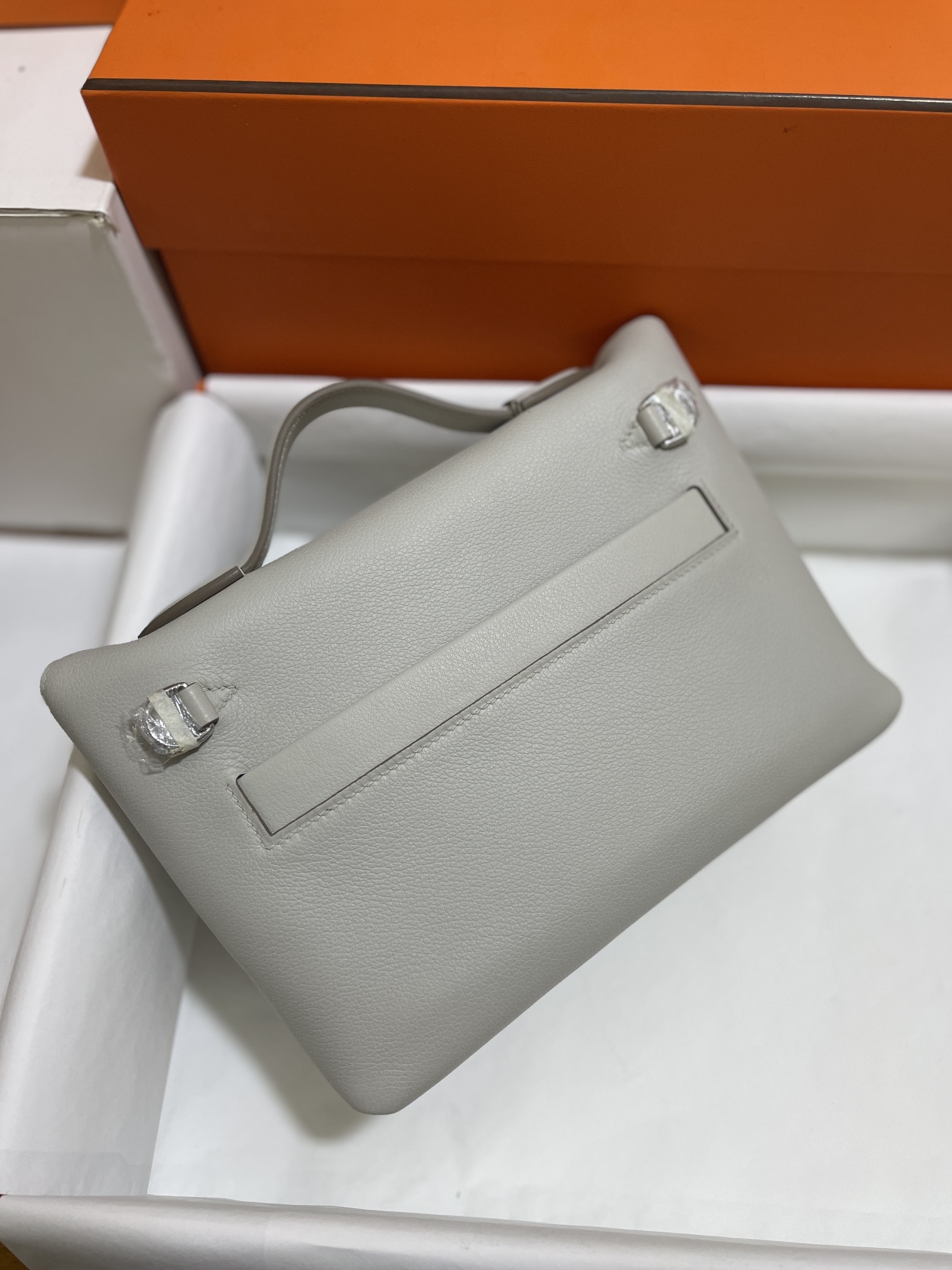 Hermès（爱马仕）Mini 2424 evercolor 拼 swift 珍珠灰 银扣 21cm