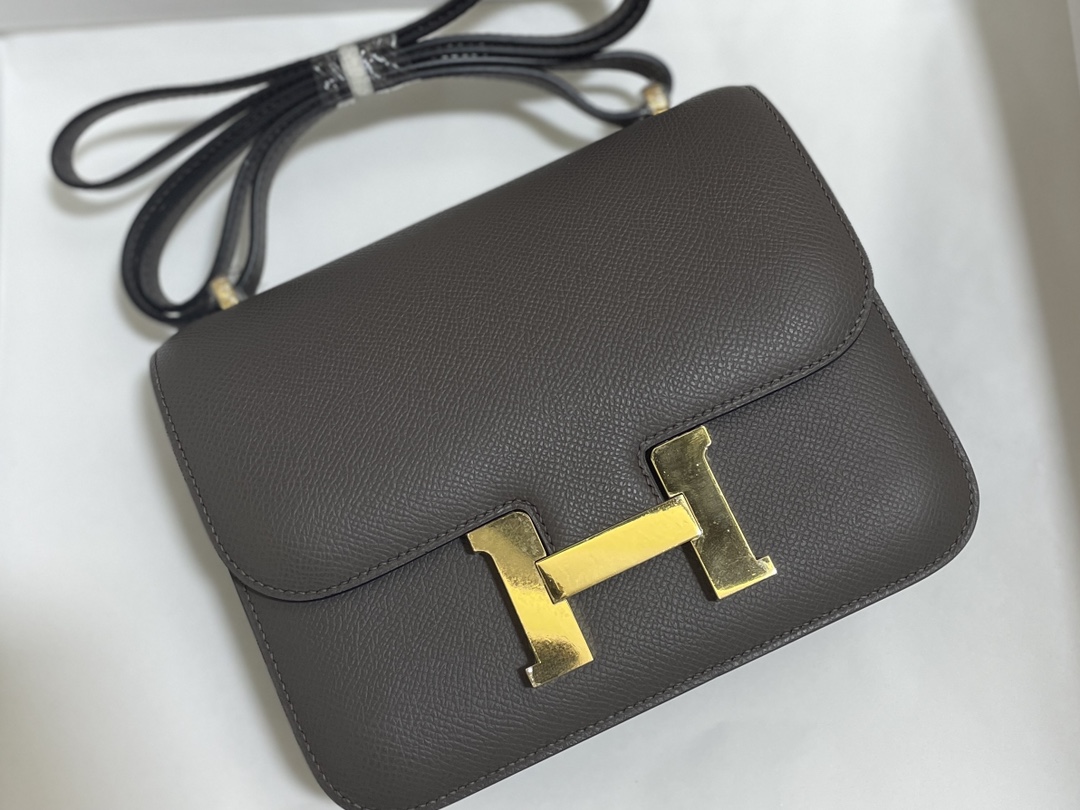 Hermès（爱马仕）Constance 康康 epsom 锡器灰 金扣 19cm