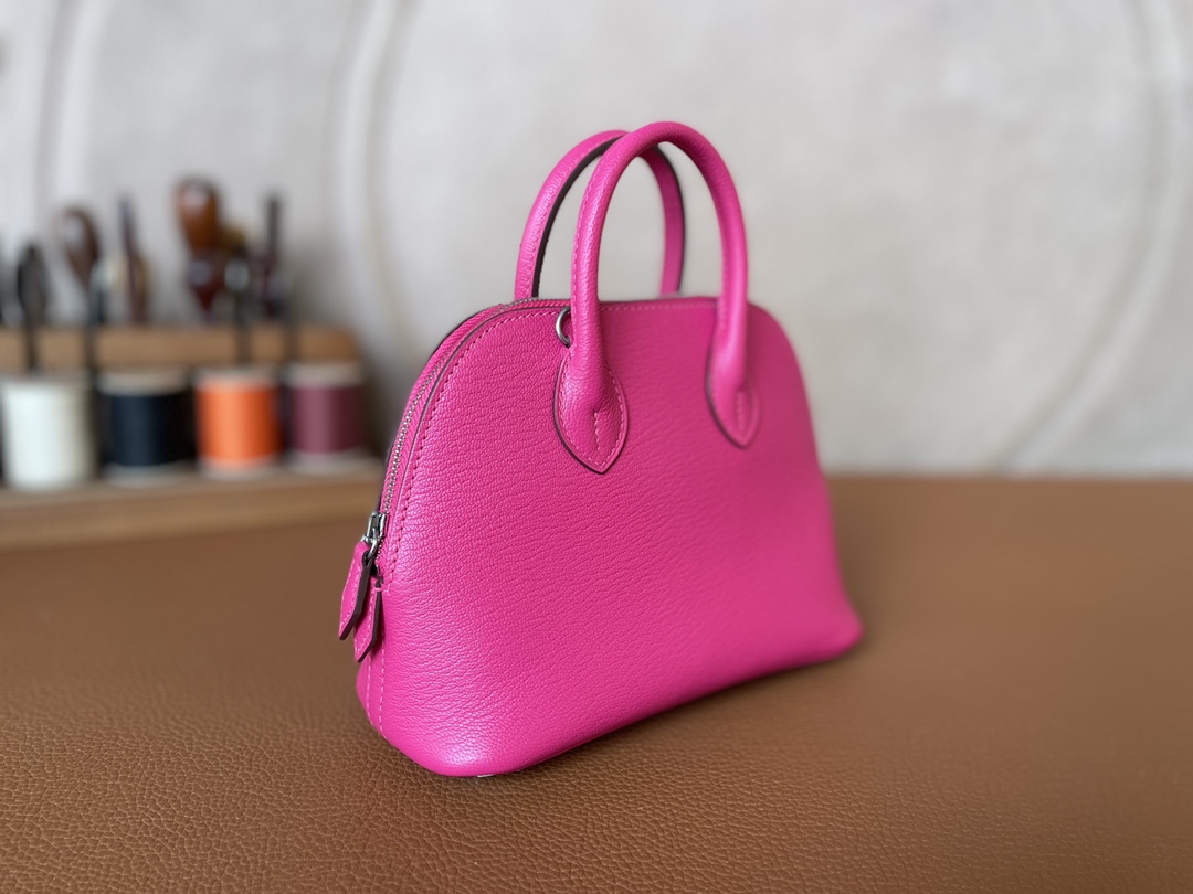 Hermès（爱马仕）Mini Bolide Chevre 山羊皮 桃红色 银扣 19cm