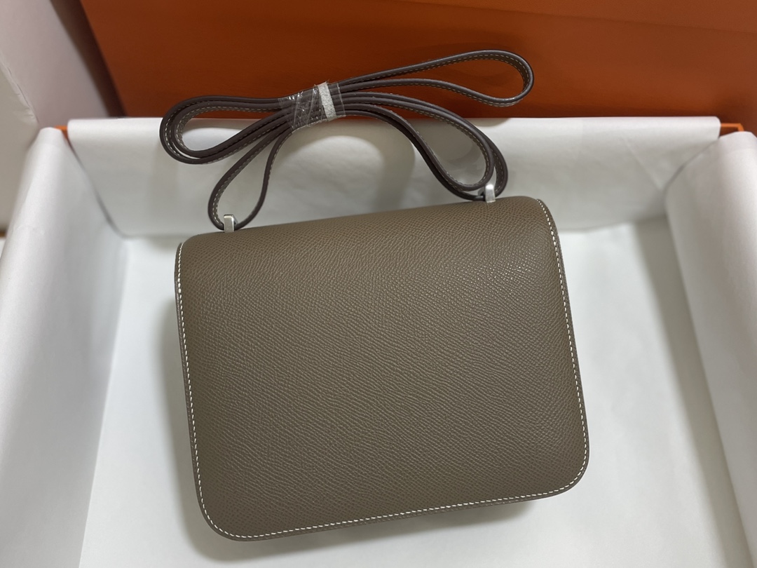 Hermès（爱马仕）Constance 康康 epsom 大象灰 银扣 19cm