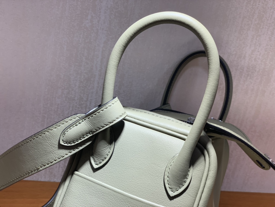 Hermès（爱马仕）Mini Lindy TC 奶油白 银扣 20cm