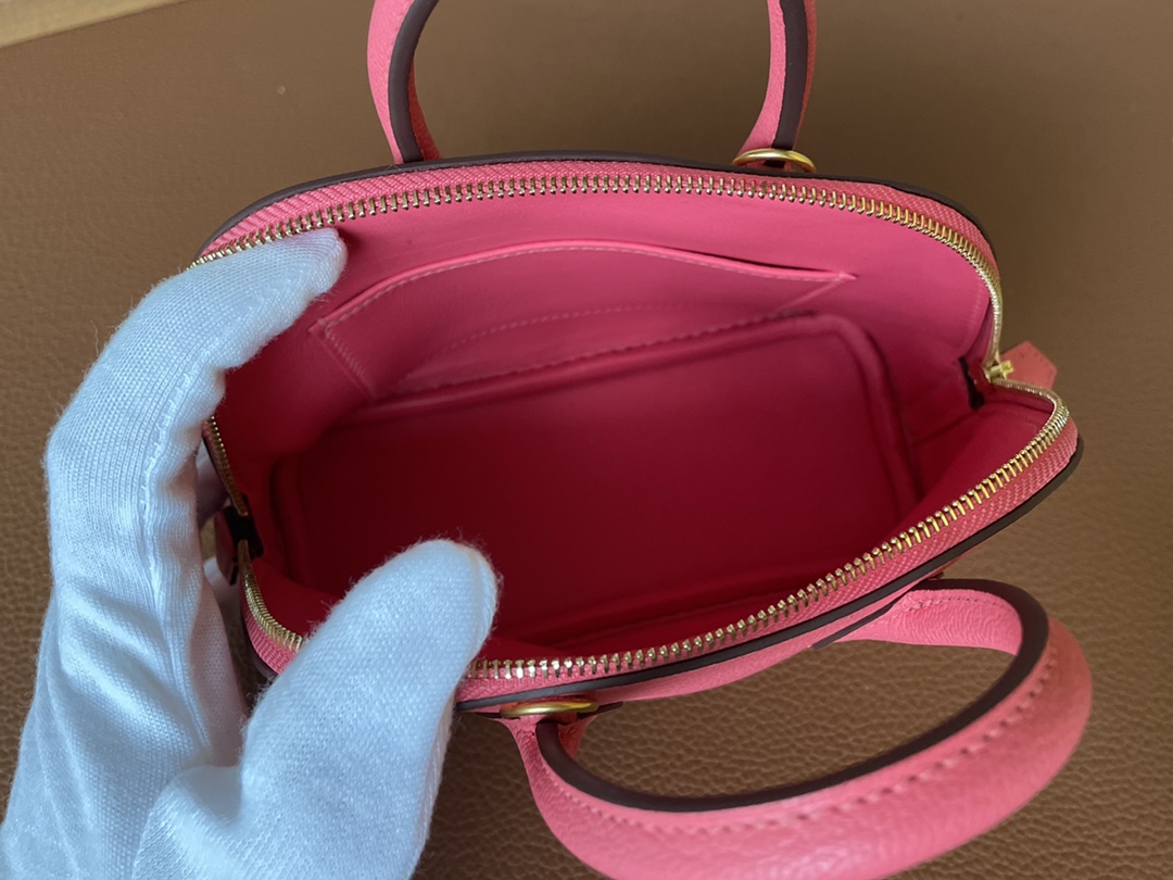Hermès（爱马仕）Mini Bolide Chevre 山羊皮 8w 新唇膏粉 金扣 19cm