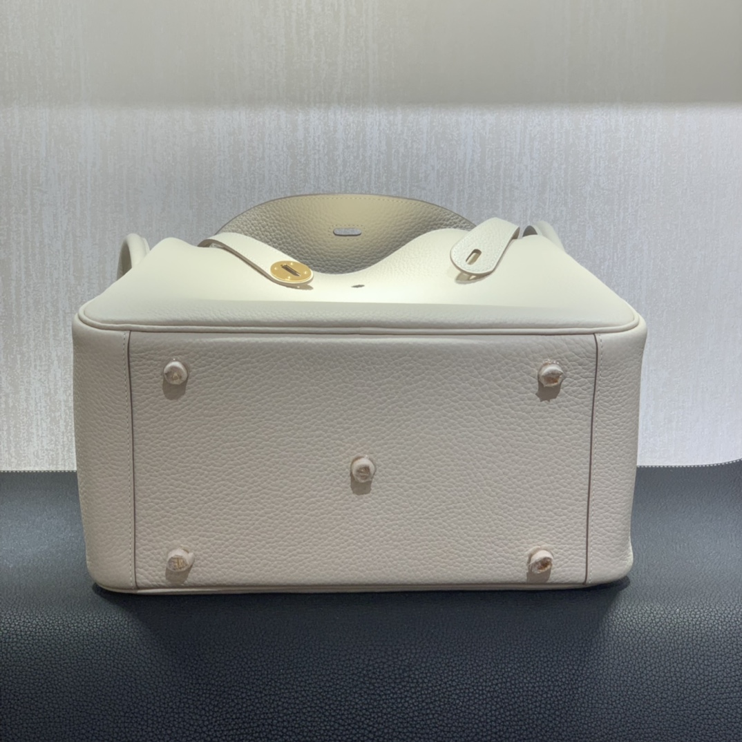 Hermès（爱马仕）Lindy 琳迪包 TC 奶昔白 金扣 30cm