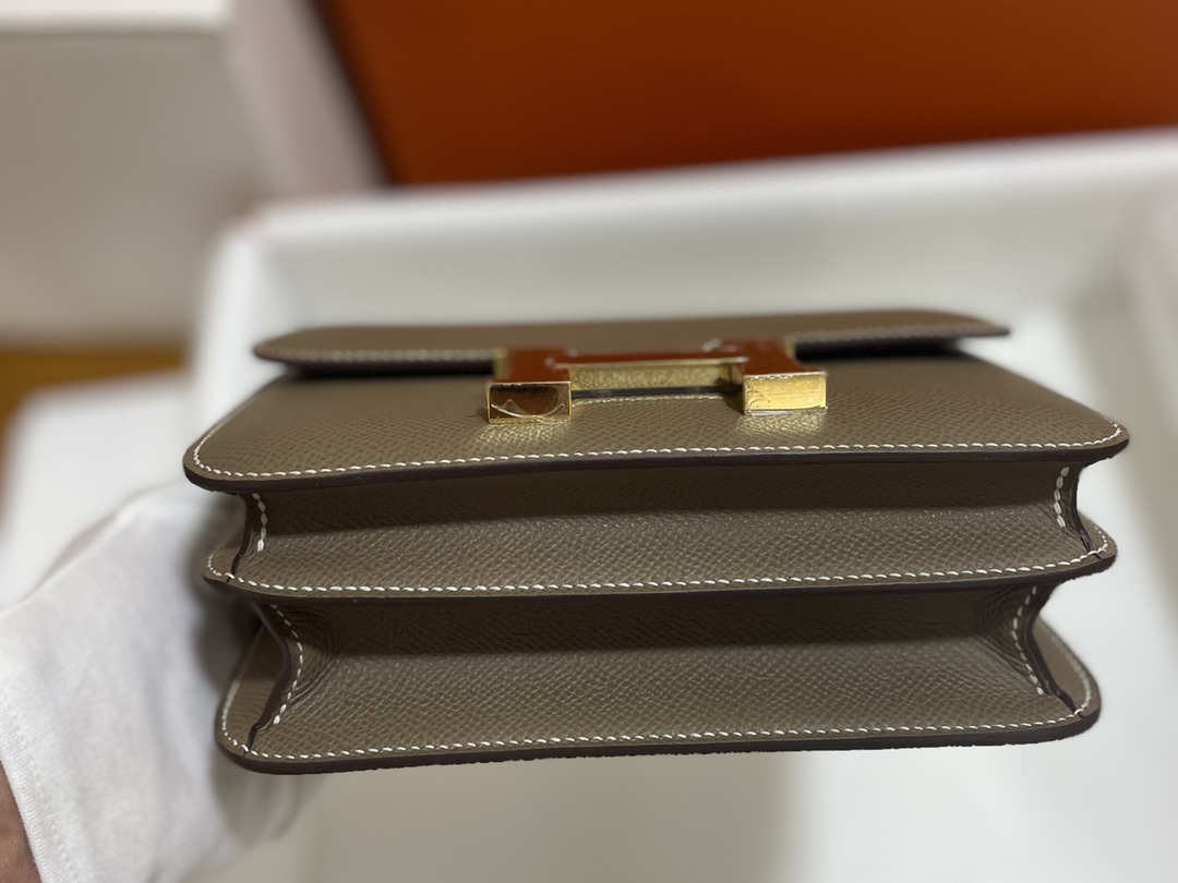 Hermès（爱马仕）Constance 康康 epsom 大象灰 金扣 19cm