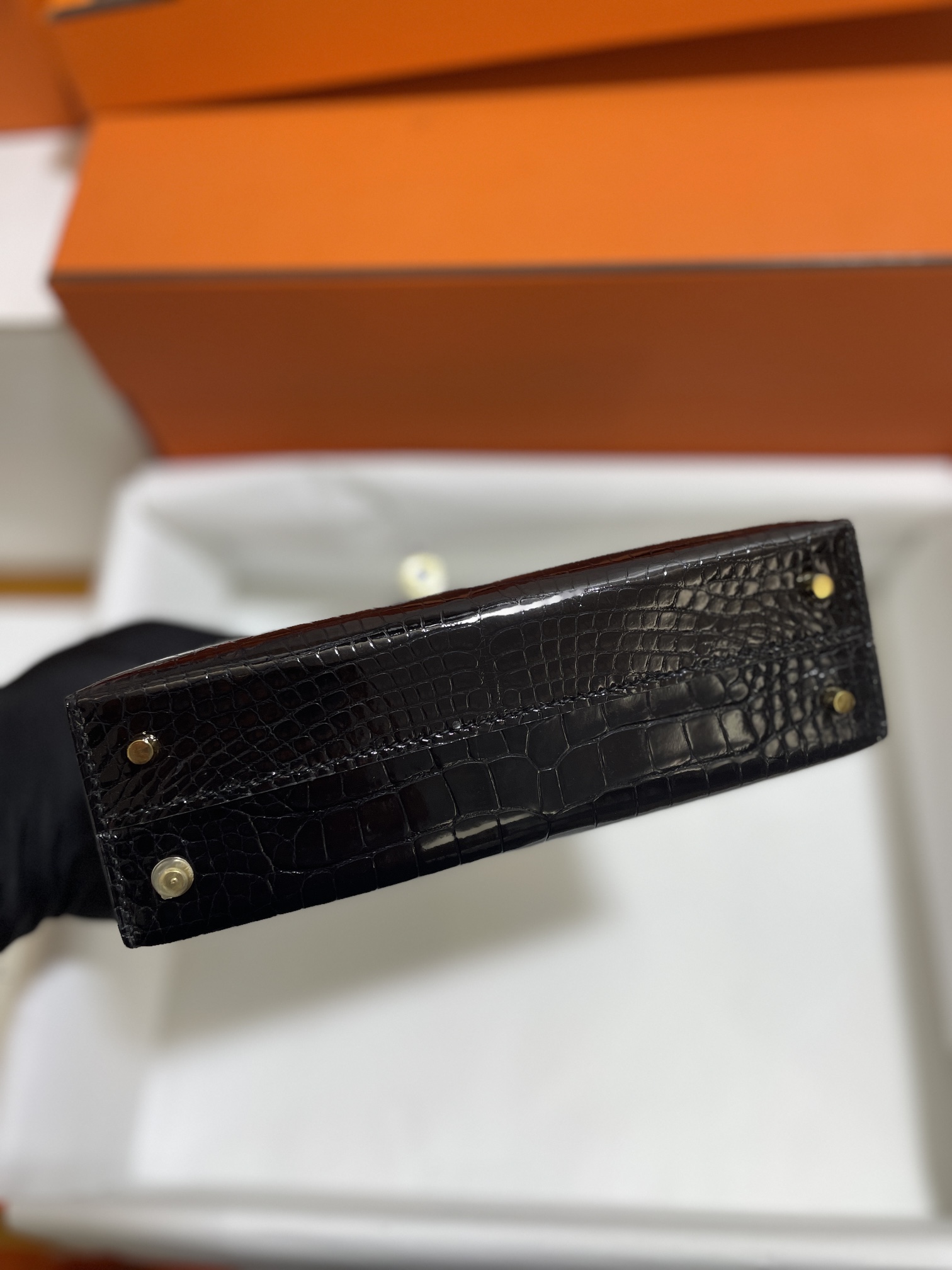 Hermès（爱马仕）Mini Kelly 迷你凯莉 亮面美洲鳄 黑色 金扣 19cm