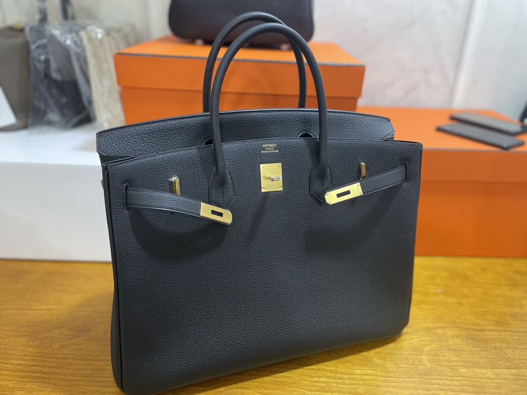 Hermès（爱马仕）Birkin 铂金包 Togo 黑色 金扣 40cm