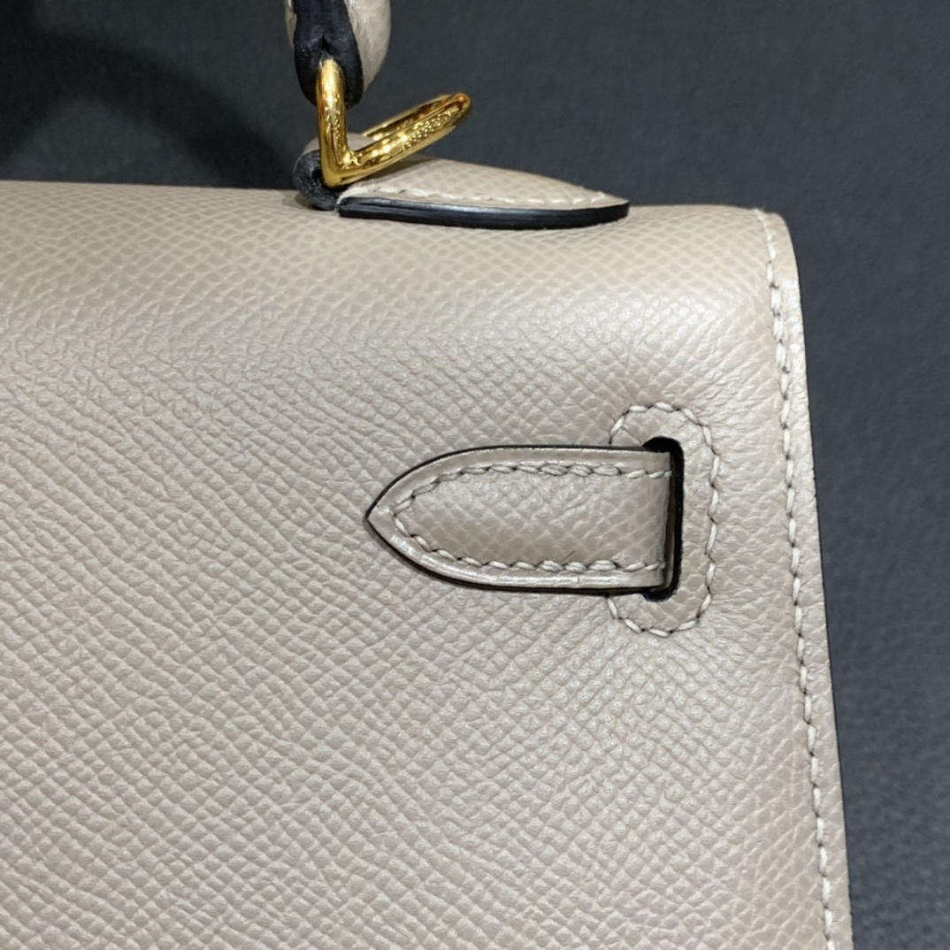 Hermès（爱马仕）Kelly 凯莉包 epsom 沥青灰 金扣 25cm