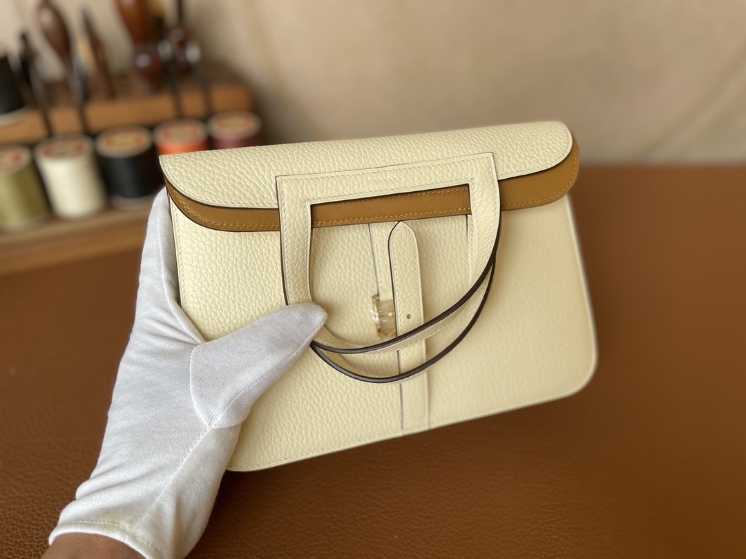 Hermès（爱马仕）Halzan TC皮 奶油白 内拼 芝麻色 金扣 25cm