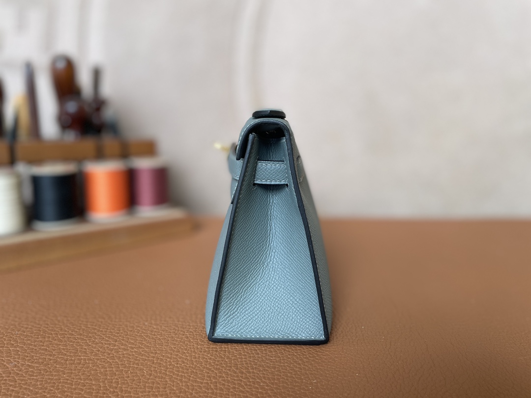 Hermès（爱马仕）Mini Kelly pochette epsom 杏仁绿 金扣 22cm
