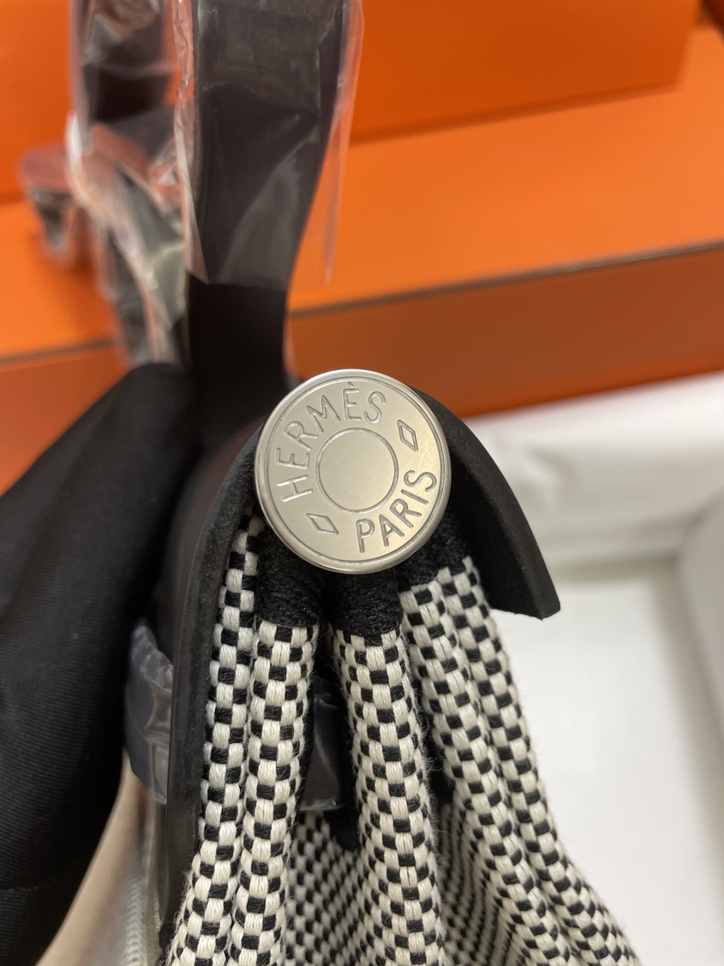 Hermès（爱马仕）Herbag 黑色 黑白粗布 内缝 31cm