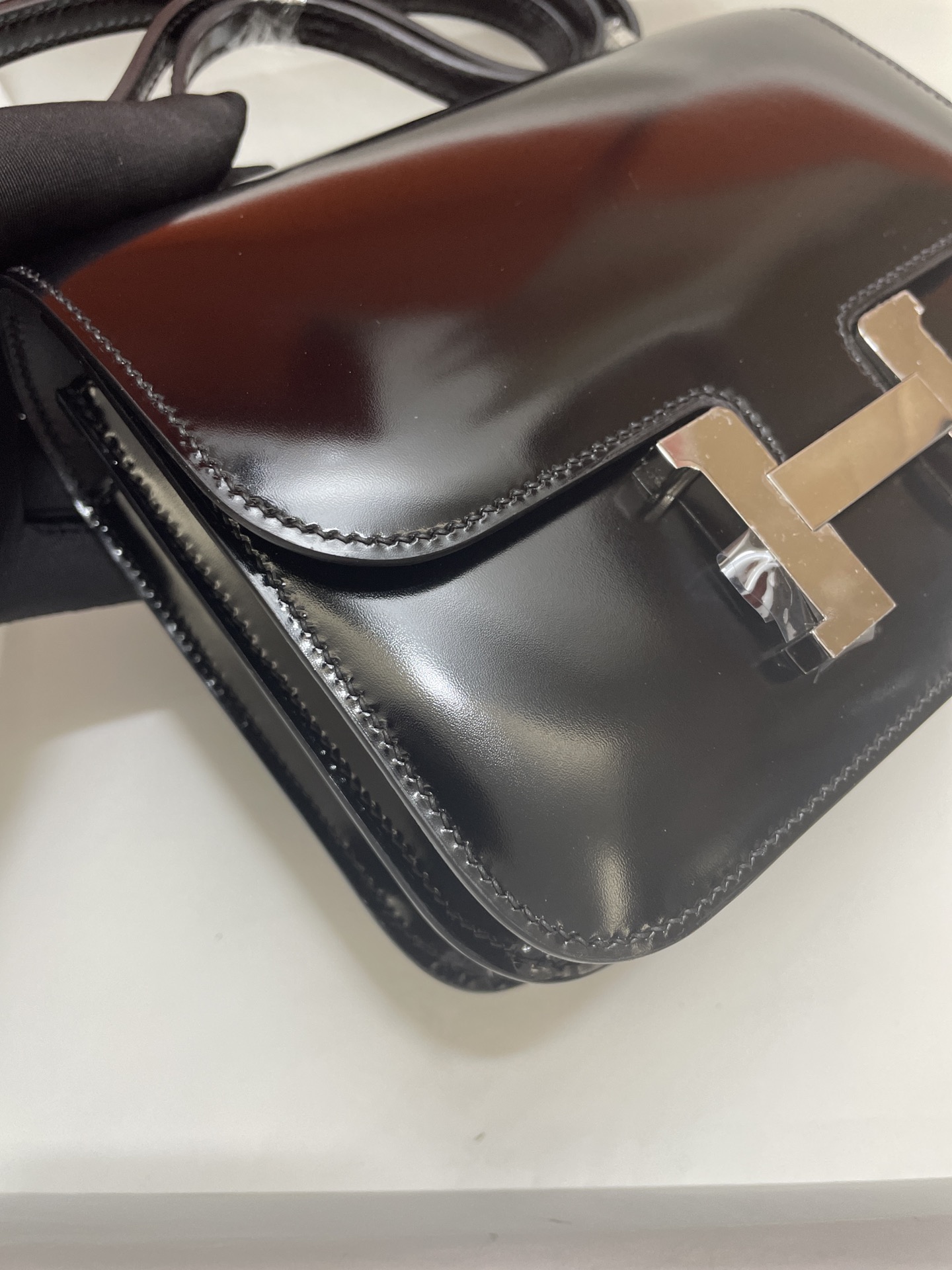 Hermès（爱马仕）Constance 康康 Box 黑色 亮面 银扣 19cm