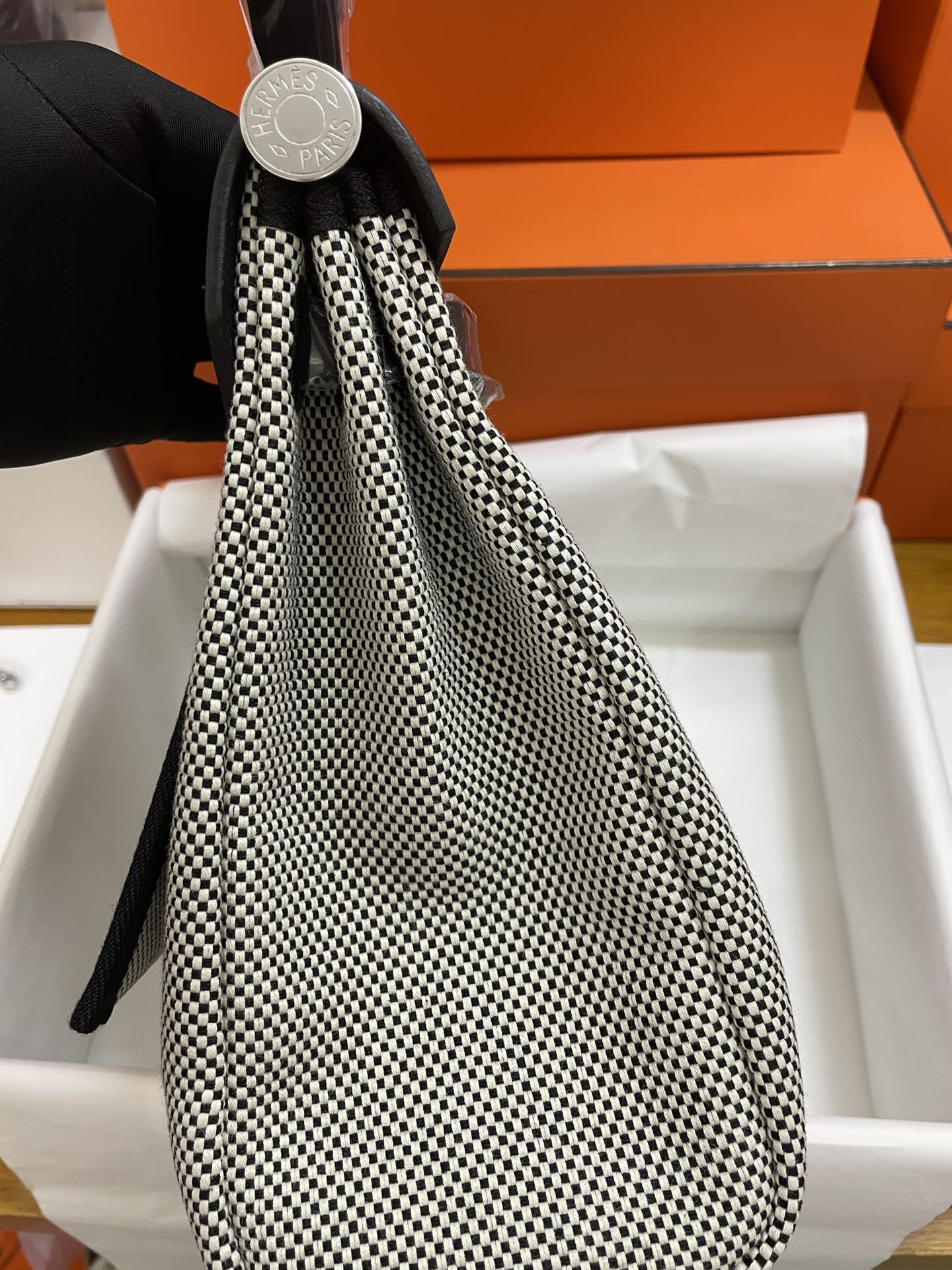Hermès（爱马仕）Herbag 黑色 黑白粗布 内缝 31cm