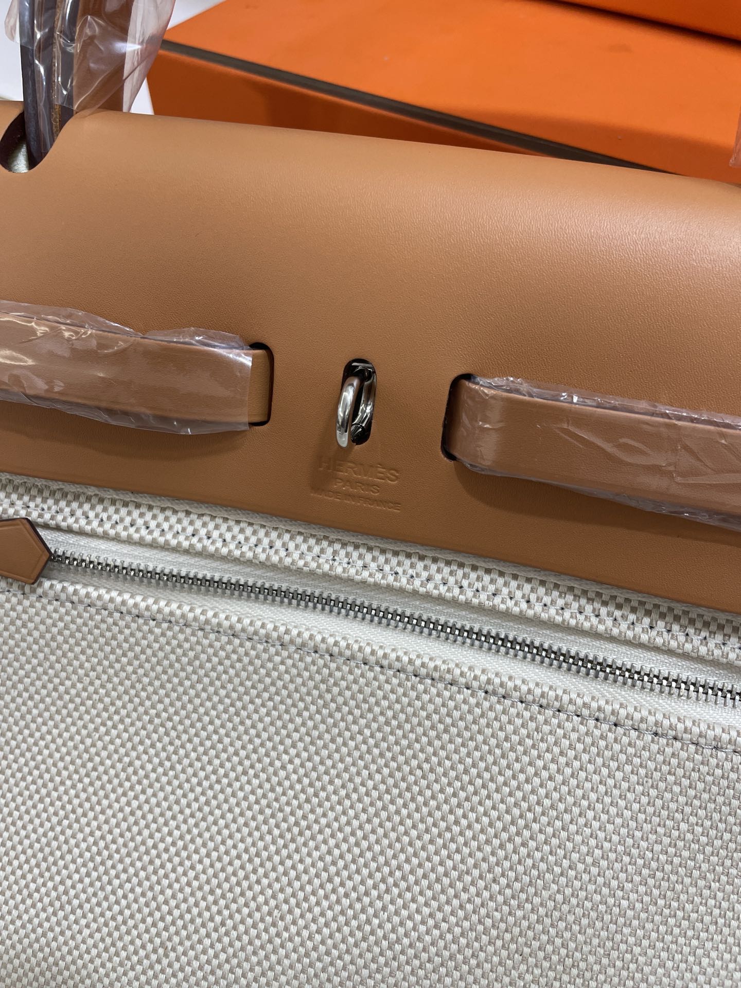 Hermès（爱马仕）Herbag  金色 拼 米白 Box 拼 帆布 外缝 银扣 31cm