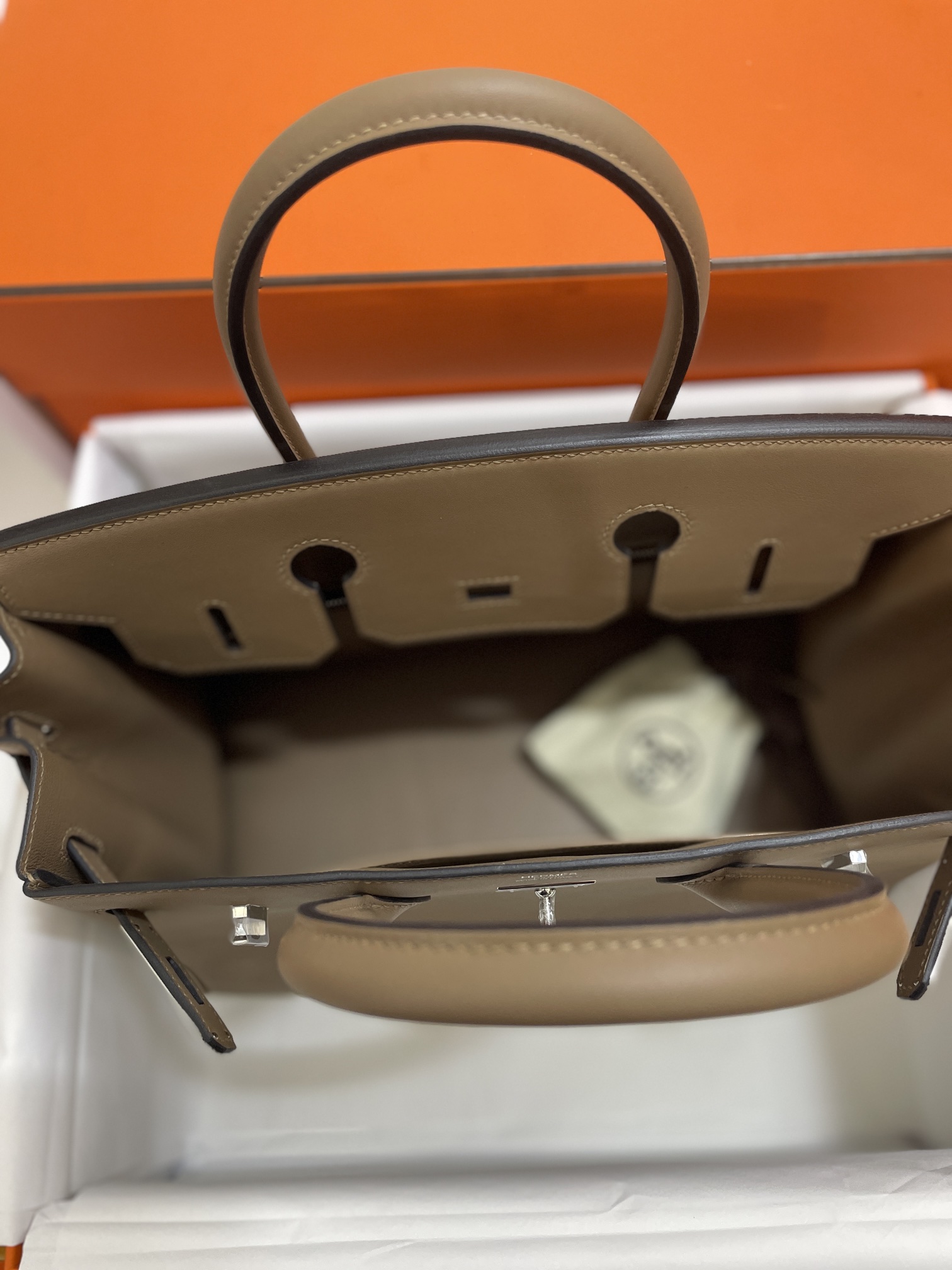 Hermès（爱马仕）Birkin 铂金包 jonthan皮 威玛犬米色 银扣 30cm