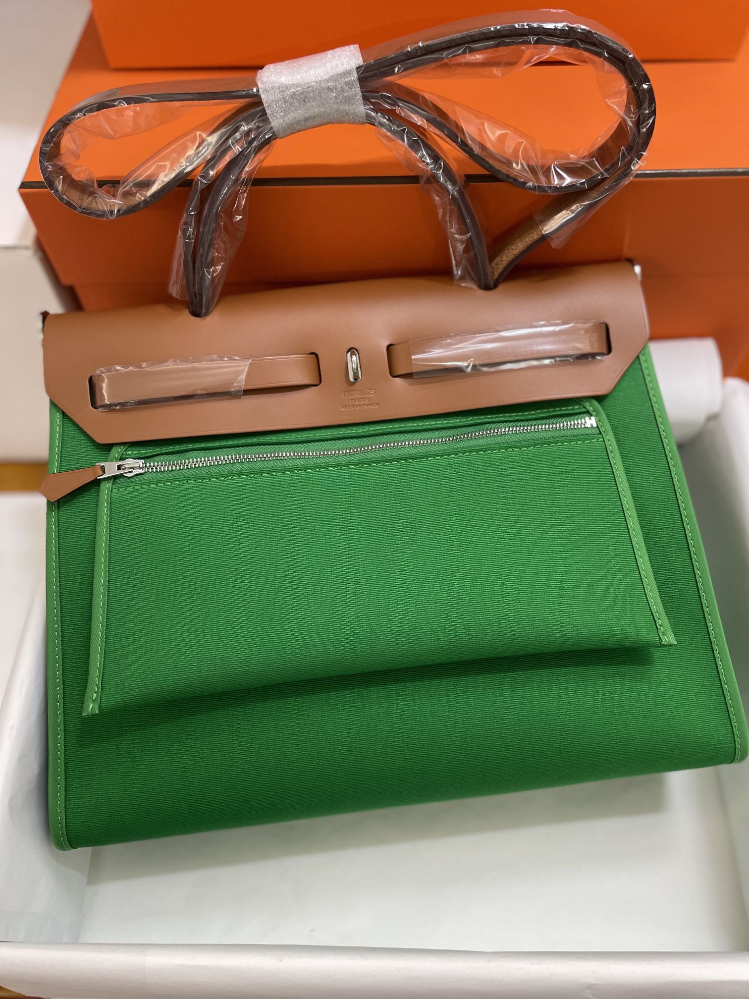 Hermès（爱马仕）Herbag 金色 拼 竹子绿 Box 拼 帆布 外缝 银扣 31cm