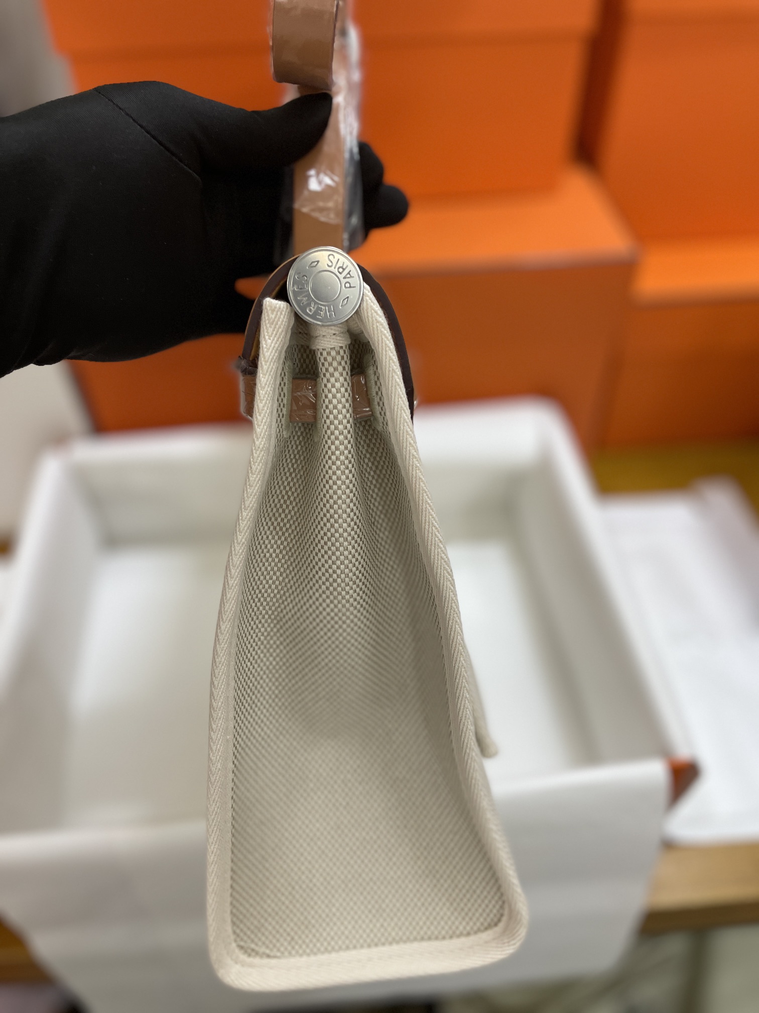 Hermès（爱马仕）Herbag  金色 拼 米白 Box 拼 帆布 外缝 银扣 31cm